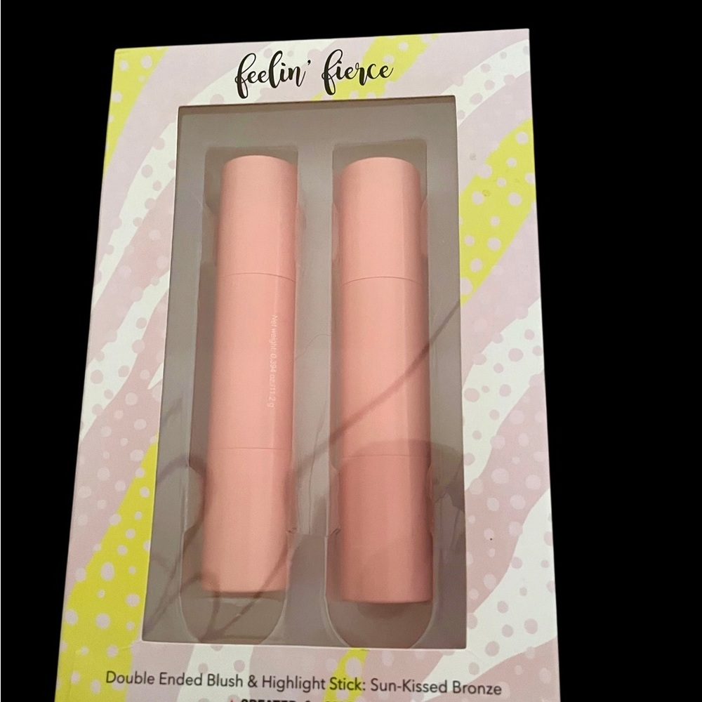 5 for $25 Double Ended Blush & Highlight Stick set - Pink/pearl & rose/bronze
